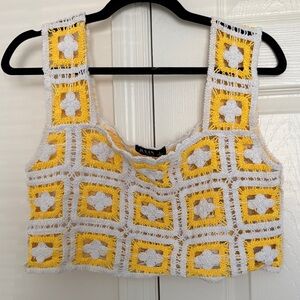 Julia by Love J Yellow crochet crop top with floral pattern Size Large